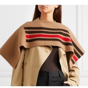 Burberry wool cape. 100% auth…
